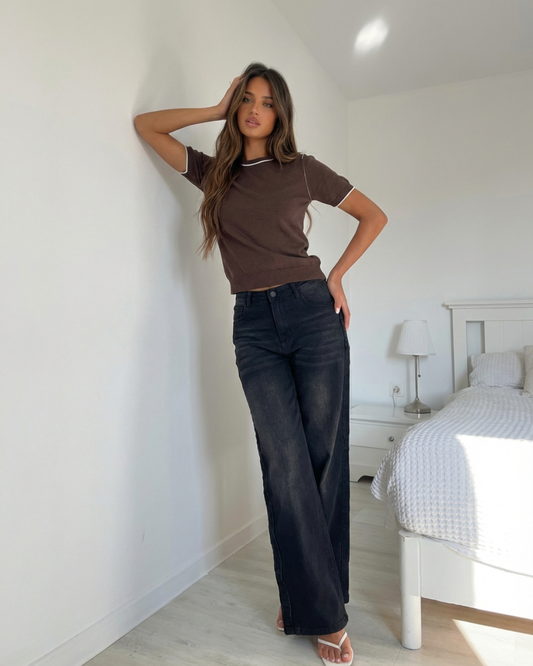 Classic Crew Neck T-Shirt with Contrast Trim