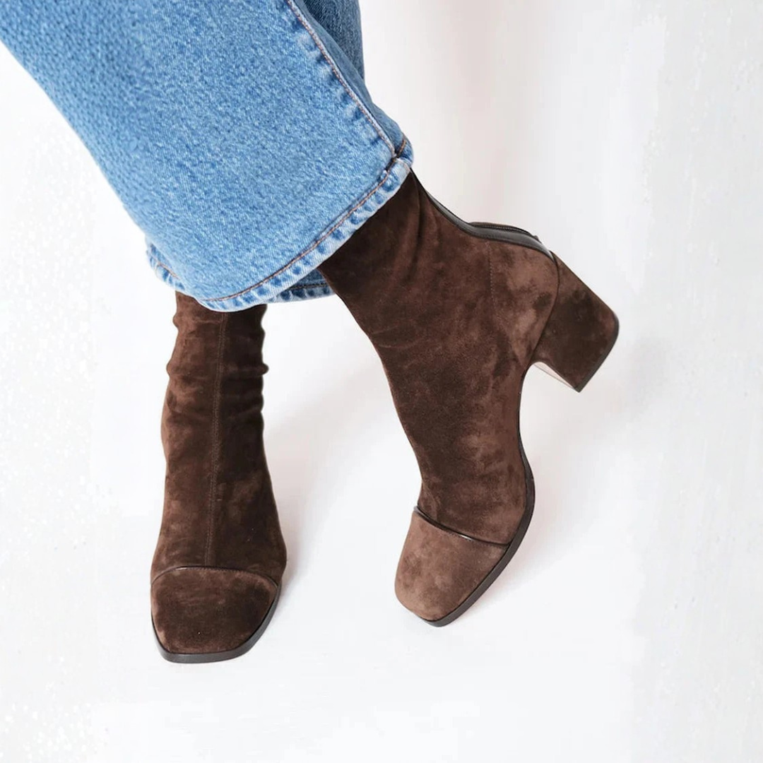 Elegant Heeled Boots