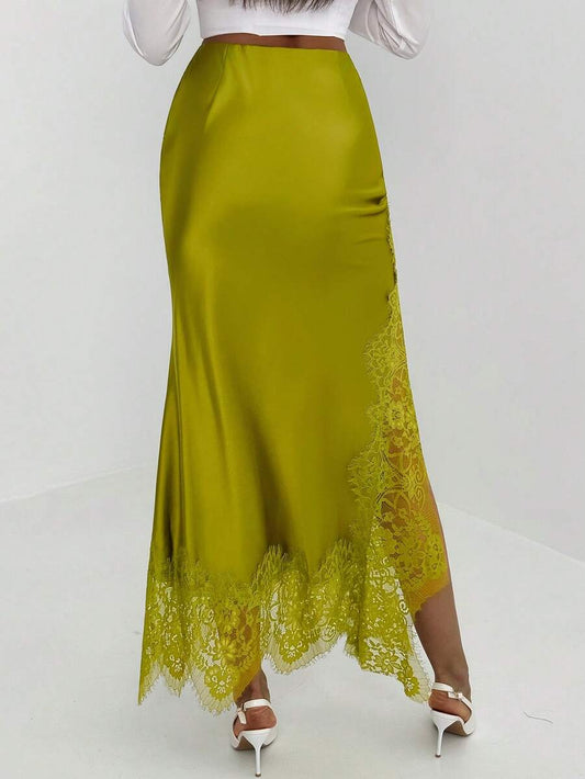 Contrast Lace Skirt