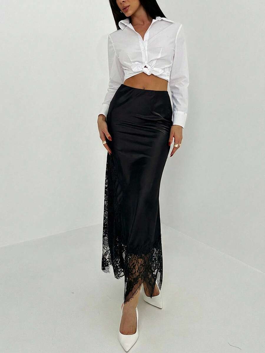Contrast Lace Skirt