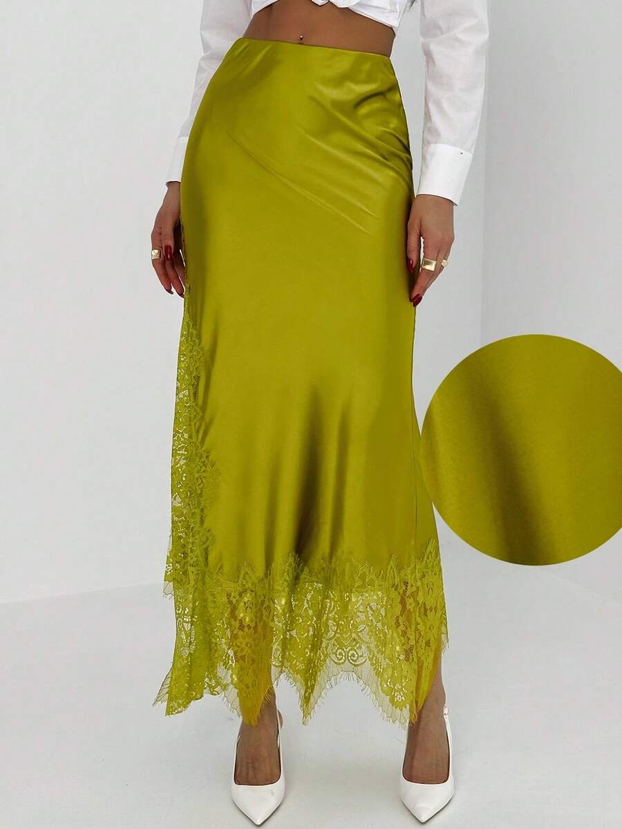 Contrast Lace Skirt