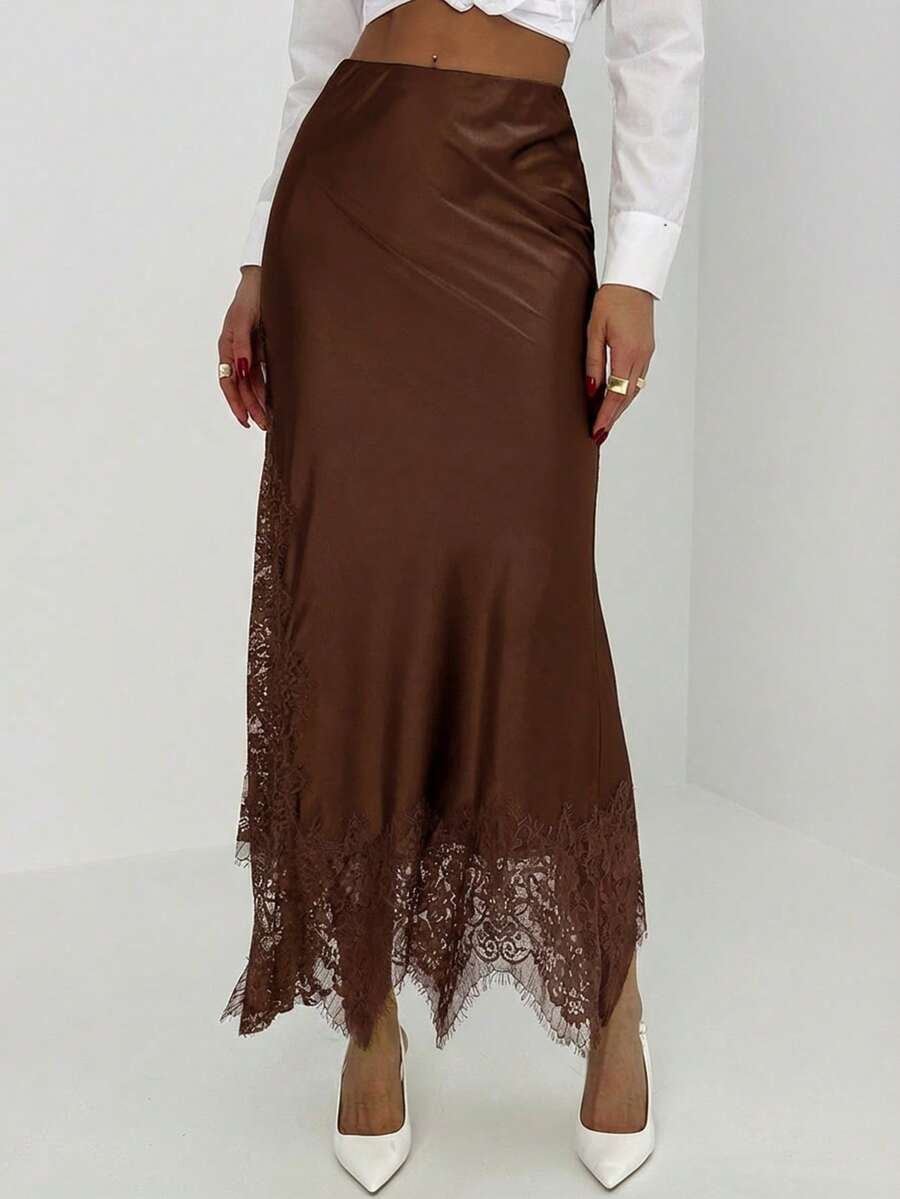 Contrast Lace Skirt