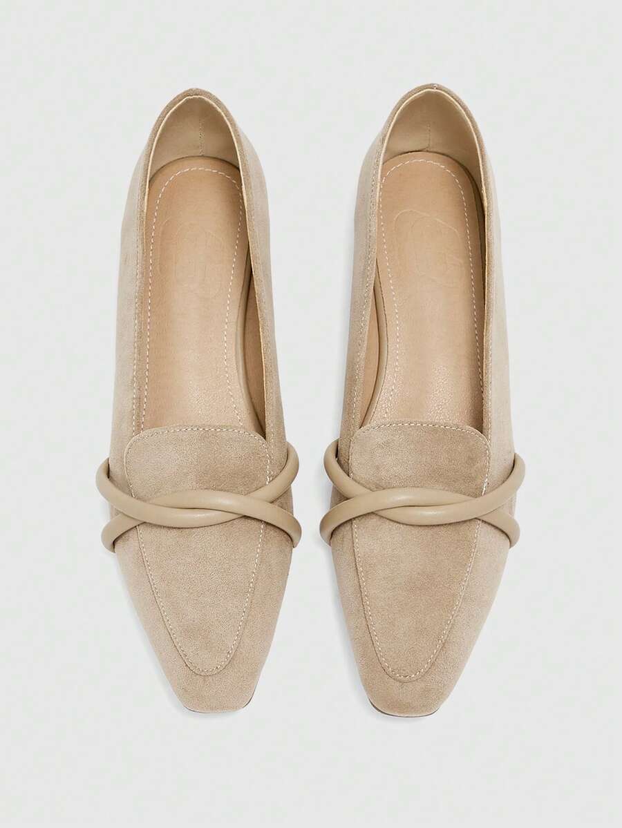 Croc Effect Criss Cross Strap Flats