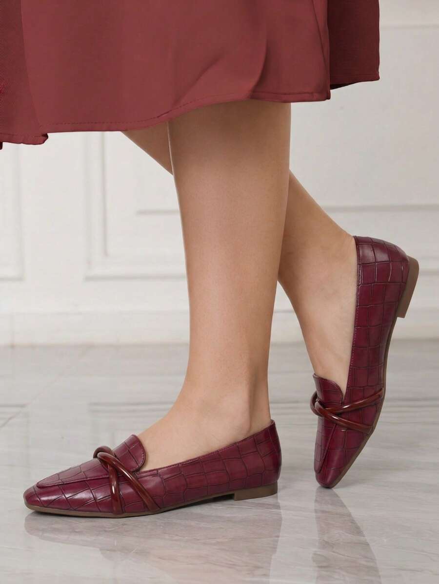 Croc Effect Criss Cross Strap Flats