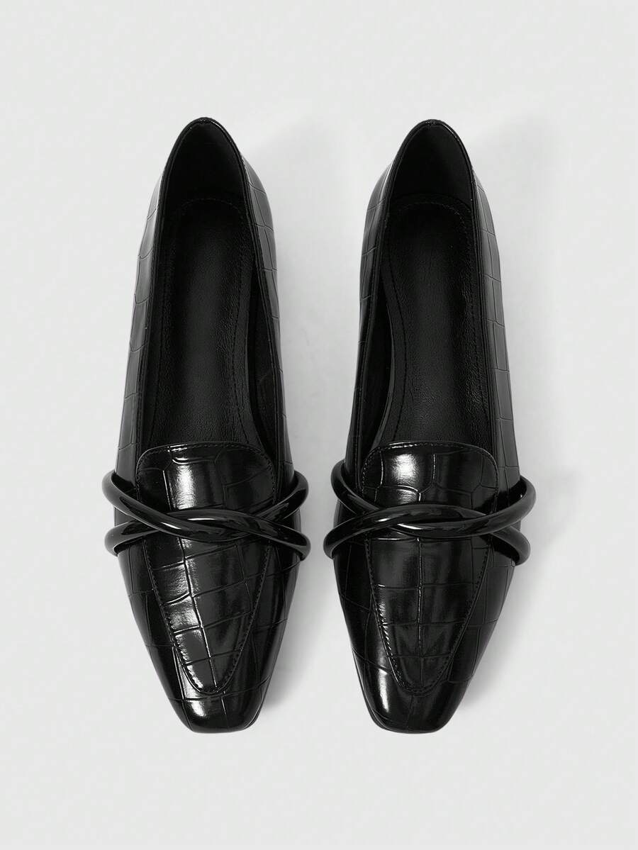 Croc Effect Criss Cross Strap Flats