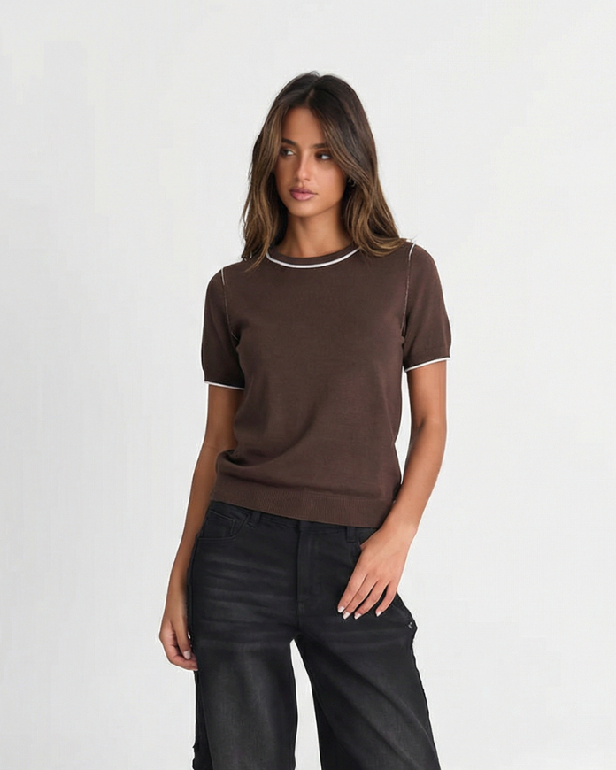 Classic Crew Neck T-Shirt with Contrast Trim